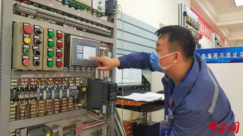 包頭市“工匠杯”電工企業(yè)智能工廠方向職業(yè)技能比賽圓滿落幕，計(jì)算機(jī)信息技術(shù)咨詢服務(wù)助力產(chǎn)業(yè)升級(jí)